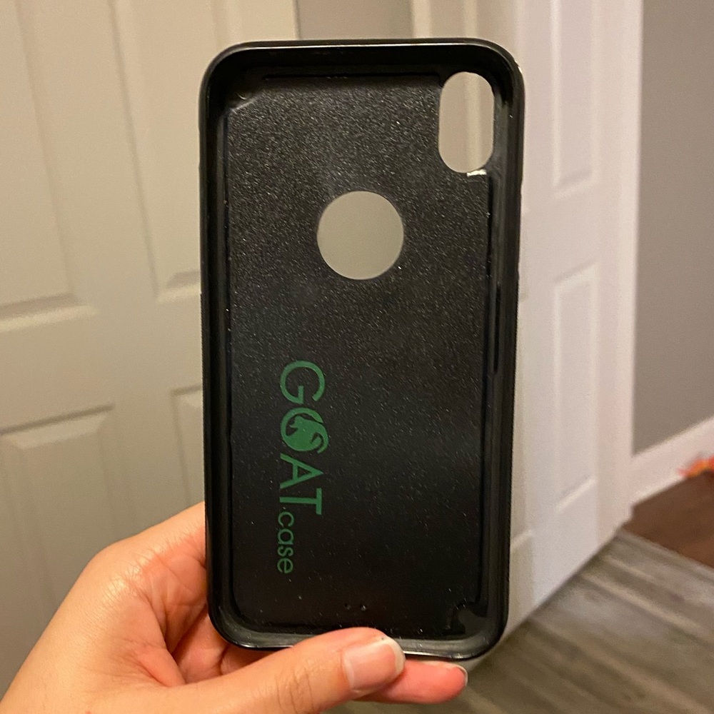 iPhone XR GOATcase
